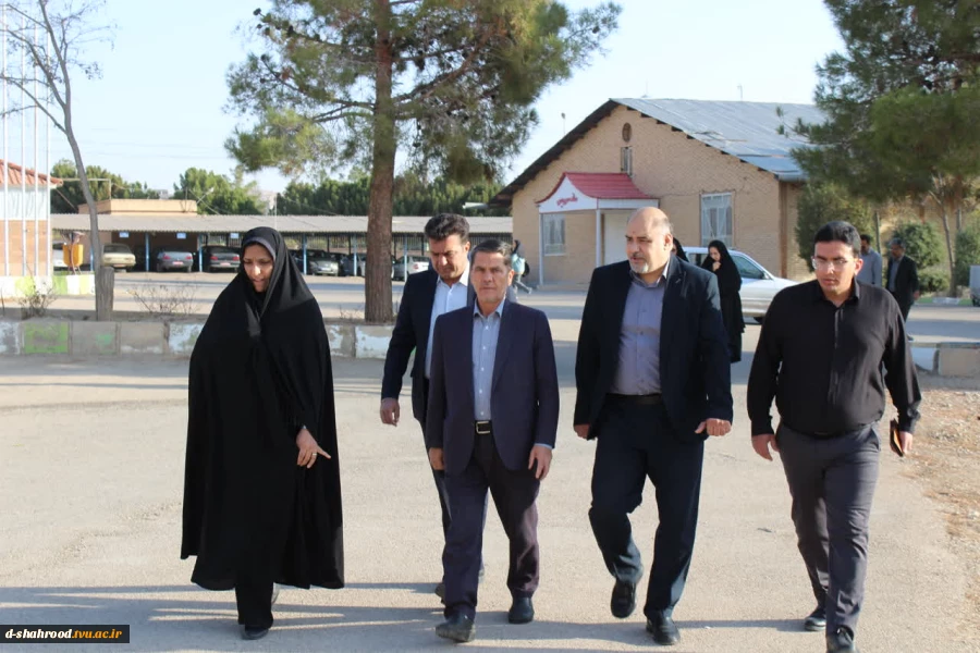 بازدید نماینده شاهرود و میامی در مجلس شورای اسلامی از دانشکده ملی مهارت دختران شاهرود 4