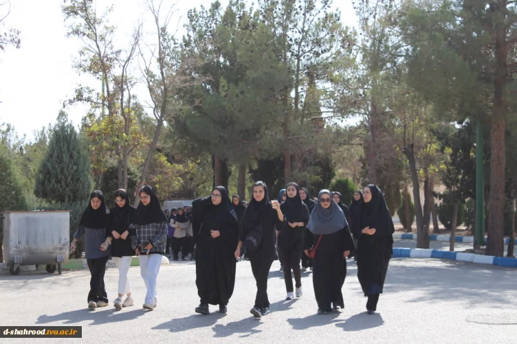 برگزاری مسابقات بومی، محلی و همگانی به مناسبت گرامیداشت هفته تربیت بدنی و علوم ورزشی در دانشکده ملی مهارت دختران شاهرود