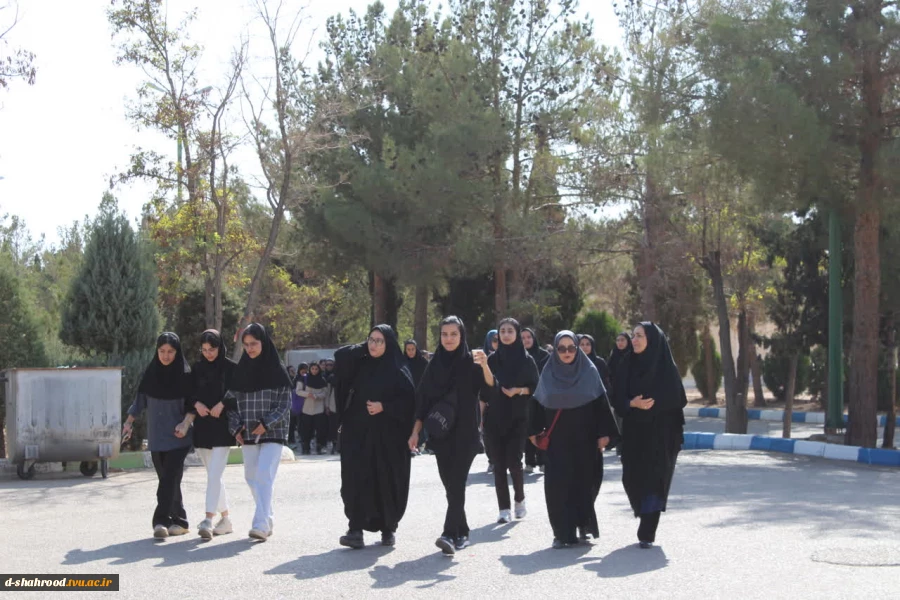 برگزاری مسابقات بومی، محلی و همگانی به مناسبت گرامیداشت هفته تربیت بدنی و علوم ورزشی در دانشکده ملی مهارت دختران شاهرود 2