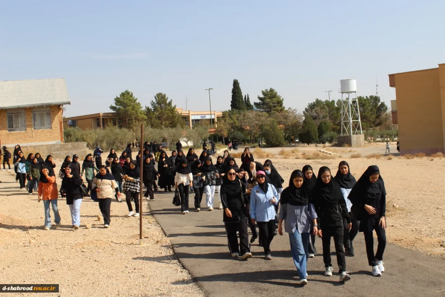 برگزاری مسابقات بومی، محلی و همگانی به مناسبت گرامیداشت هفته تربیت بدنی و علوم ورزشی در دانشکده ملی مهارت دختران شاهرود 8