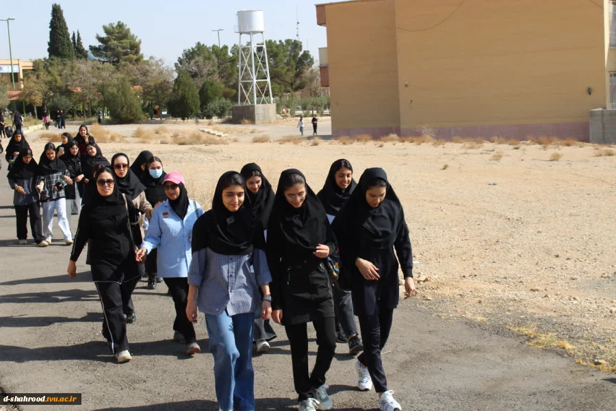 برگزاری مسابقات بومی، محلی و همگانی به مناسبت گرامیداشت هفته تربیت بدنی و علوم ورزشی در دانشکده ملی مهارت دختران شاهرود 14