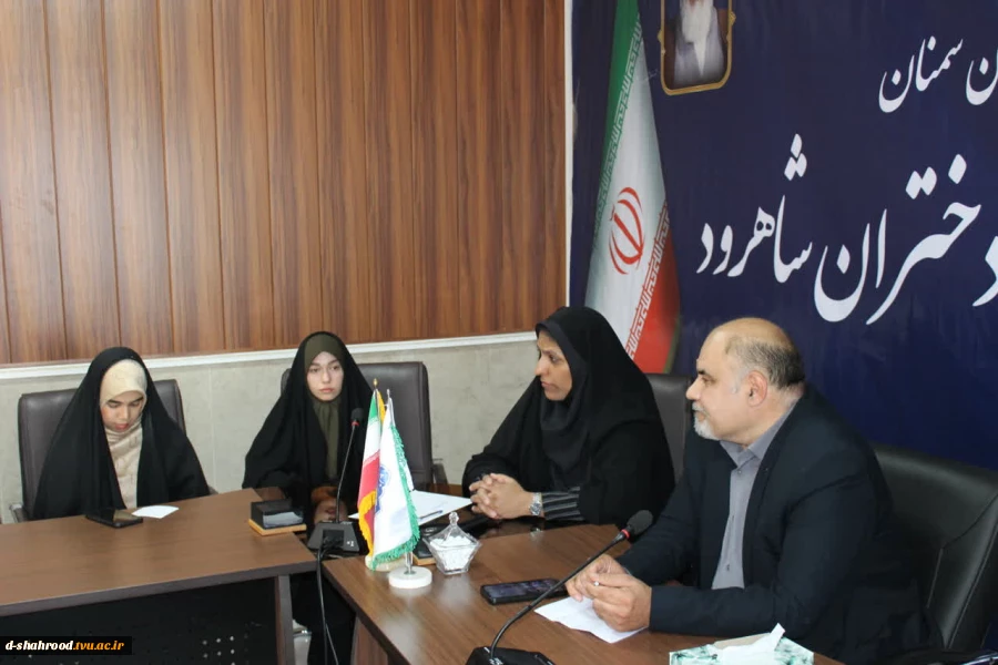 برگزاری جلسه هیئت رئیسه دانشگاه ملی مهارت استان سمنان با فعالین فرهنگی، قرآنی، تشکل‌ها و کانون‌های دانشکده ملی مهارت دختران شاهرود 8