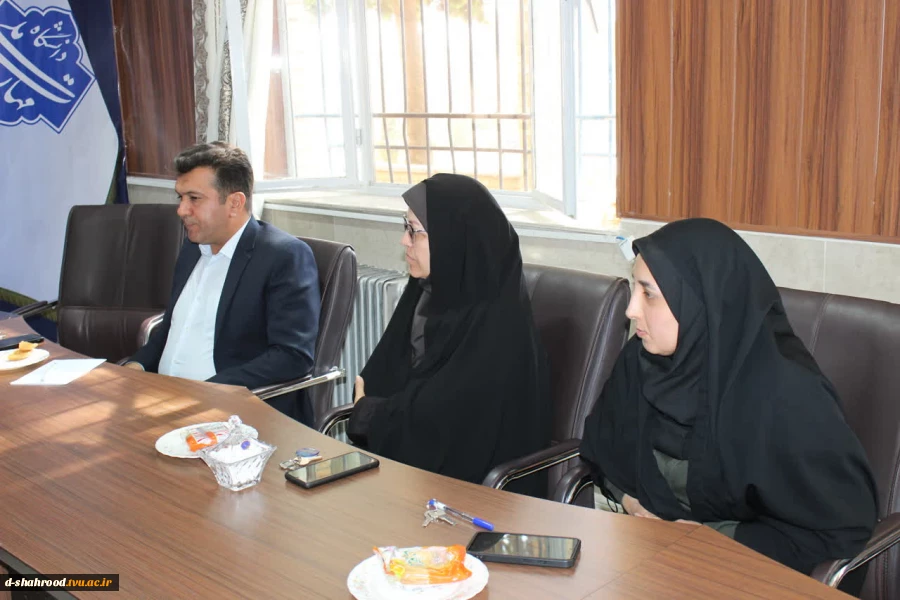 برگزاری جلسه هیئت رئیسه دانشگاه ملی مهارت استان سمنان با فعالین فرهنگی، قرآنی، تشکل‌ها و کانون‌های دانشکده ملی مهارت دختران شاهرود 18