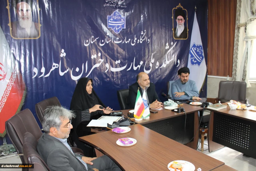 برگزاری جلسه هیئت رئیسه دانشگاه ملی مهارت استان سمنان با فعالین فرهنگی، قرآنی، تشکل‌ها و کانون‌های دانشکده ملی مهارت دختران شاهرود 20