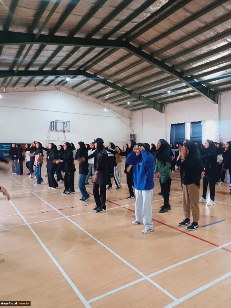 برگزاری مسابقات بومی، محلی و همگانی به مناسبت گرامیداشت هفته تربیت بدنی و علوم ورزشی در دانشکده ملی مهارت دختران شاهرود 31