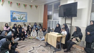 برگزاری جلسه توجیهی دانشجویان خوابگاهی همزمان با جشن ولادت حضرت زینب (س) در خوابگاه خضراء 3