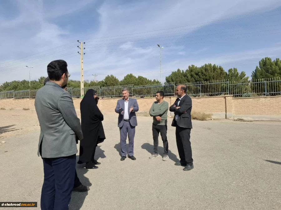 بازدید مهندس محسن احمدی، شهردار شاهرود، از دانشکده ملی مهارت دختران شاهرود 2