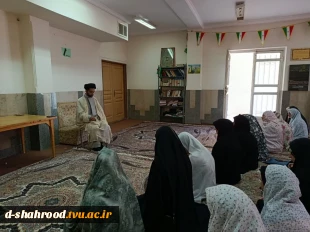 برگزاری جلسه به مناسبت روز پرستار و ولادت حضرت زینب(س) با موضوع  بازنگری شخصیت حضرت زینب (س)  2