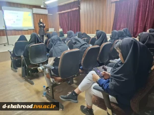 برگزاری کارگاه آموزشی 
" آشنایی با گرایش های ارشد رشته علوم ورزشی" 2