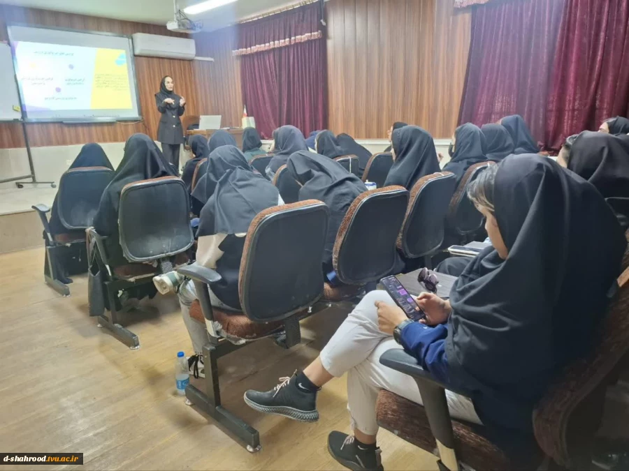 برگزاری کارگاه آموزشی 
" آشنایی با گرایش های ارشد رشته علوم ورزشی" 2
