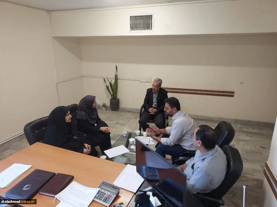 نشست همکاری آموزشکده ملی مهارت دختران شاهرود و کمیته امداد امام خمینی(ره)  4
