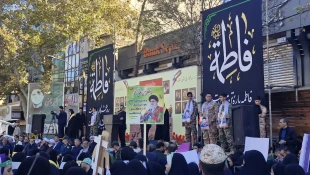 حضور رئیس؛ کارکنان و دانشجویان دانشکده ملی مهارت دختران شاهرود در راهپیمایی ۱۳ آبان روز مبارزه با استکبار جهانی 3