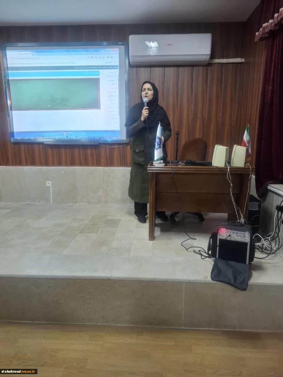 برگزاری جلسه توجیهی دانشجویان جدید الورود گروه علوم انسانی ( تربیت بدنی ،تربیت کودک و حسابداری )  ورودی مهر ۱۴۰۴  دانشکده ملی مهارت دختران شاهرود  4