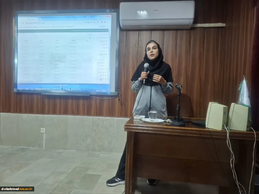 برگزاری جلسه توجیهی دانشجویان جدید الورود گروه علوم انسانی ( تربیت بدنی ،تربیت کودک و حسابداری )  ورودی مهر ۱۴۰۴  دانشکده ملی مهارت دختران شاهرود  5