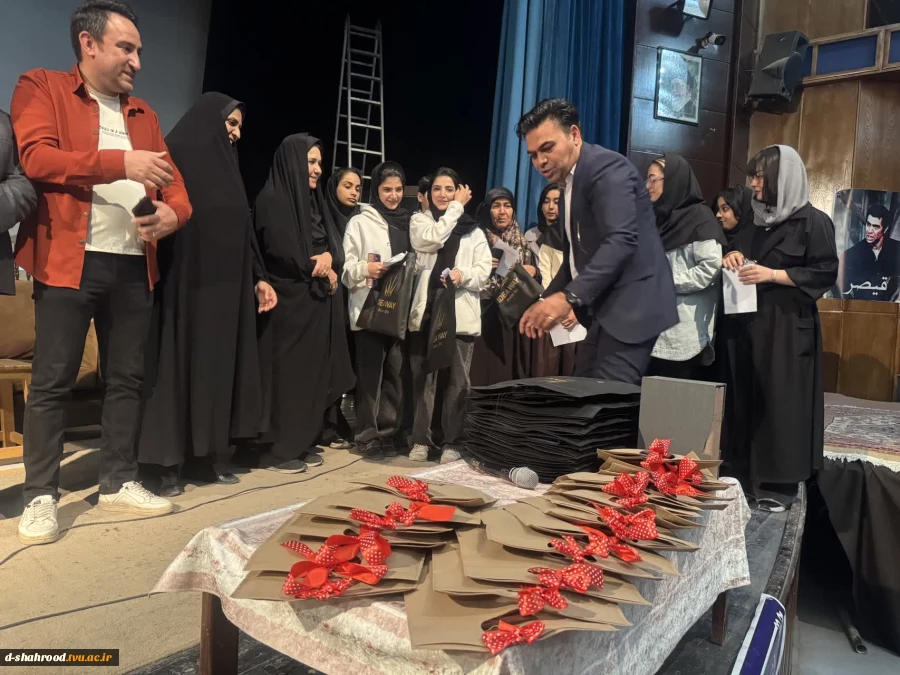 برگزاری گردهمایی و تجلیل از دانشجویان، اساتید و کارآفرینان برتر گروه هنر دانشکده ملی مهارت دختران شاهرود 5