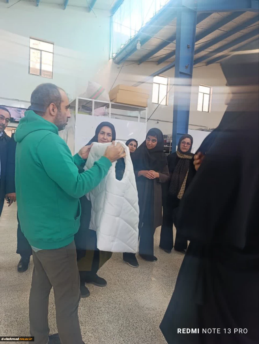 بازدید رئیس دانشکده ملی مهارت دختران شاهرود از شرکت صنعتی دیناز با هدف تقویت ارتباط دانشگاه و صنعت 10