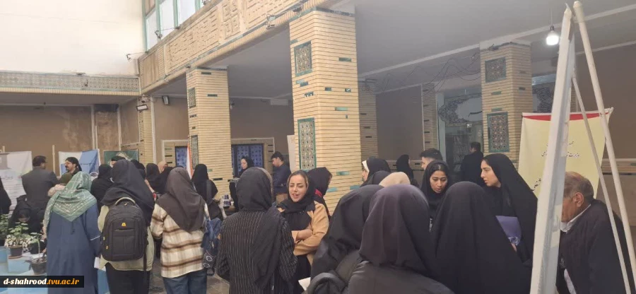 برگزاری رویداد «فرصت شغلی دانش‌بنیان» در شاهرود به مناسبت هفته جهانی کارآفرینی  7