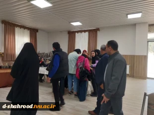 بازدید جمعی از کارآفرینان برتر حوزه پوشاک از دانشکده ملی مهارت دختران شاهرود به مناسبت هفته کارآفرینی 4
