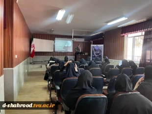 «کتاب‌ها  ذهن ما را چطور می‌نویسند» 4