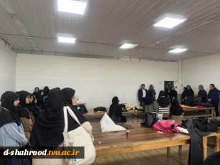 دیدار صاحبان برند و کارافرینان موفق در صنعت پوشاک شهرستان شاهرود با جمعی از دانشجویان گروه هنر به مناسبت هفته جهانی کارآفرینی 5