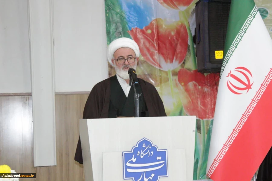 برگزاری یادواره شهید گمنام و مراسم شهادت حضرت فاطمه زهرا (س) در دانشکده ملی مهارت دختران شاهرود 13