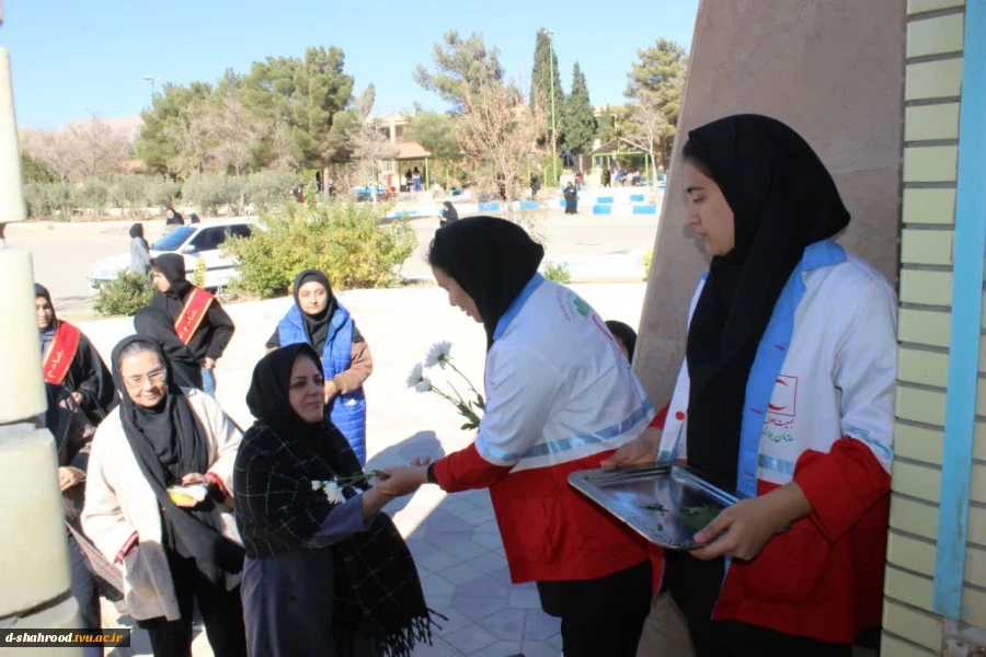 برگزاری یادواره شهید گمنام و مراسم شهادت حضرت فاطمه زهرا (س) در دانشکده ملی مهارت دختران شاهرود 2