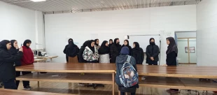 بازدید جمعی از دانش‌آموزان هنرستان حجاب شهرستان بسطام در رشته‌های تصویرسازی و طراحی دوخت، از آموزشکده ملی مهارت دختران شاهرود 2