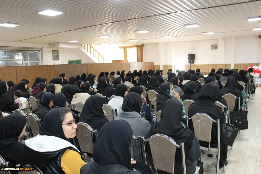 برگزاری مراسم گرامیداشت ۱۶ آذر روز دانشجو در دانشکده ملی مهارت دختران شاهرود 8