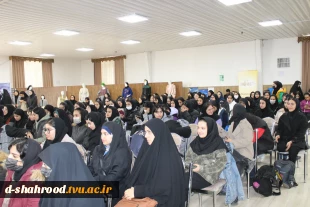 برگزاری مراسم گرامیداشت ۱۶ آذر روز دانشجو در دانشکده ملی مهارت دختران شاهرود 13