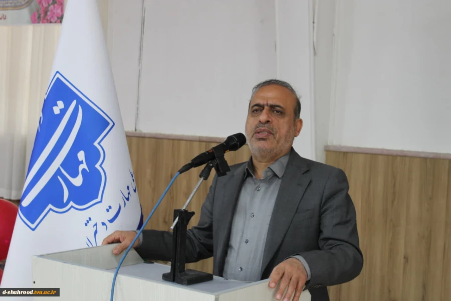 برگزاری مراسم گرامیداشت ۱۶ آذر روز دانشجو در دانشکده ملی مهارت دختران شاهرود 18