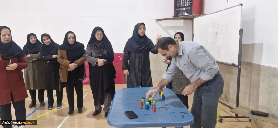 مسابقه ورزشی کارکنان دانشکده ملی مهارت دختران شاهرود به مناسبت ولادت حضرت فاطمه زهرا (س) 6