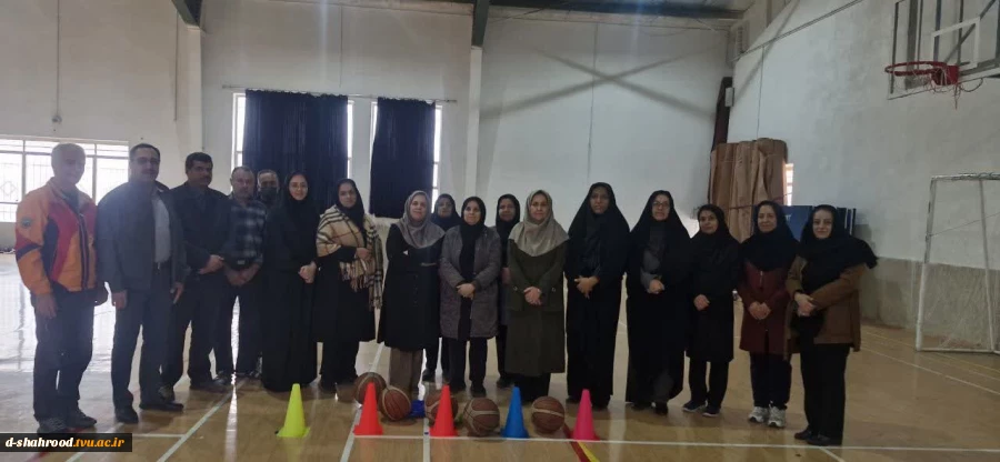 مسابقه ورزشی کارکنان دانشکده ملی مهارت دختران شاهرود به مناسبت ولادت حضرت فاطمه زهرا (س) 8