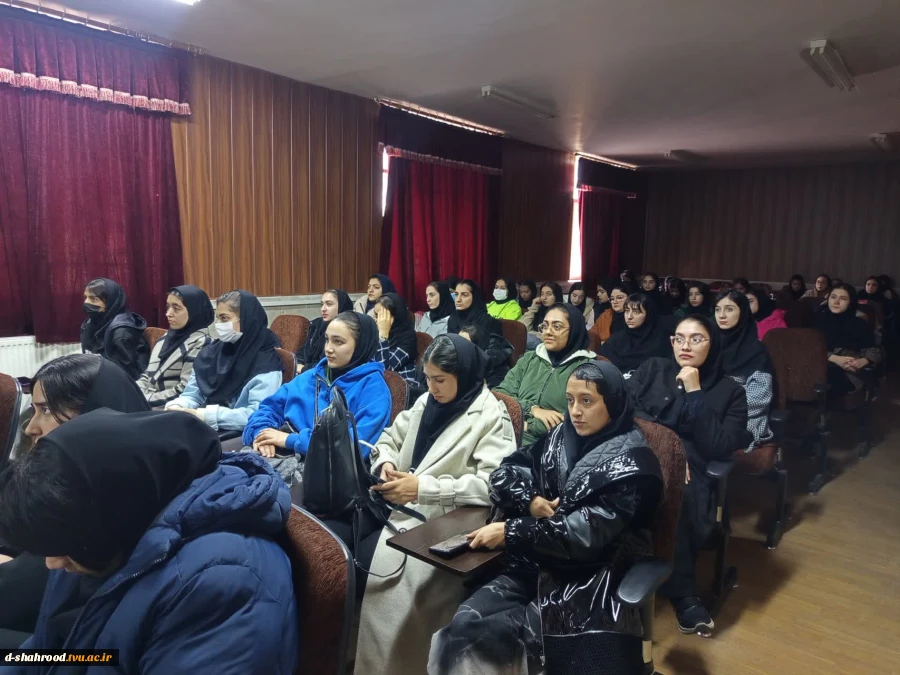 برگزاری نشست علمی تحت عنوان "قدرت کنجکاوی در جهان امروز" 2