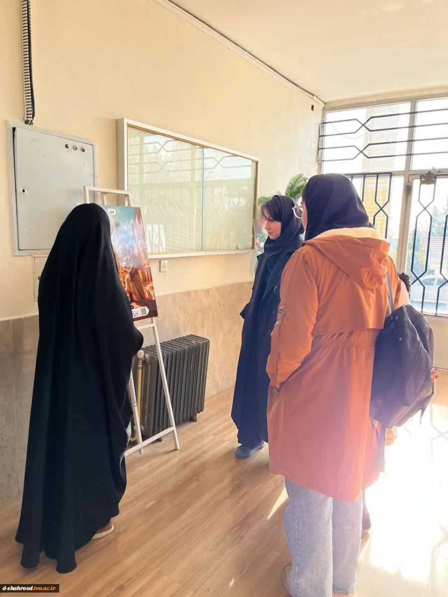 برگزاری  نمایشگاه اعماق روایت توسط  معاونت قرآن و عترت بسیج دانشجویی دانشکده ملی مهارت دختران شاهرود 
 2