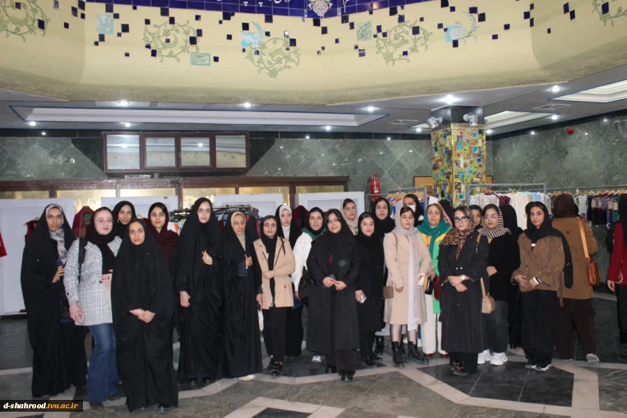 حضور دانشجویان دانشکده ملی مهارت دختران شاهرود در نخستین رویداد ملی «جلیقه ایرانی» 9