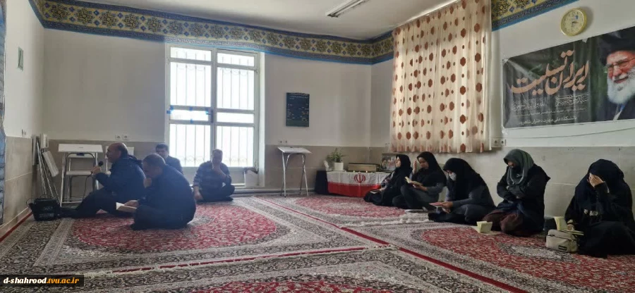 برگزاری مراسم شهادت حضرت آیت‌الله سید علی خامنه‌ای و بیعت با رهبر جدید انقلاب توسط دانشگاهیان دانشکده ملی مهارت دختران شاهرود  6