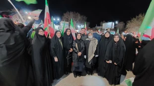 حضور حماسی دانشگاهیان دانشکده ملی مهارت دختران شاهرود در مراسم وداع با شهدای شهرستان شاهرود 2
