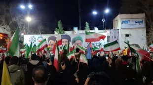 حضور حماسی دانشگاهیان دانشکده ملی مهارت دختران شاهرود در مراسم وداع با شهدای شهرستان شاهرود 5