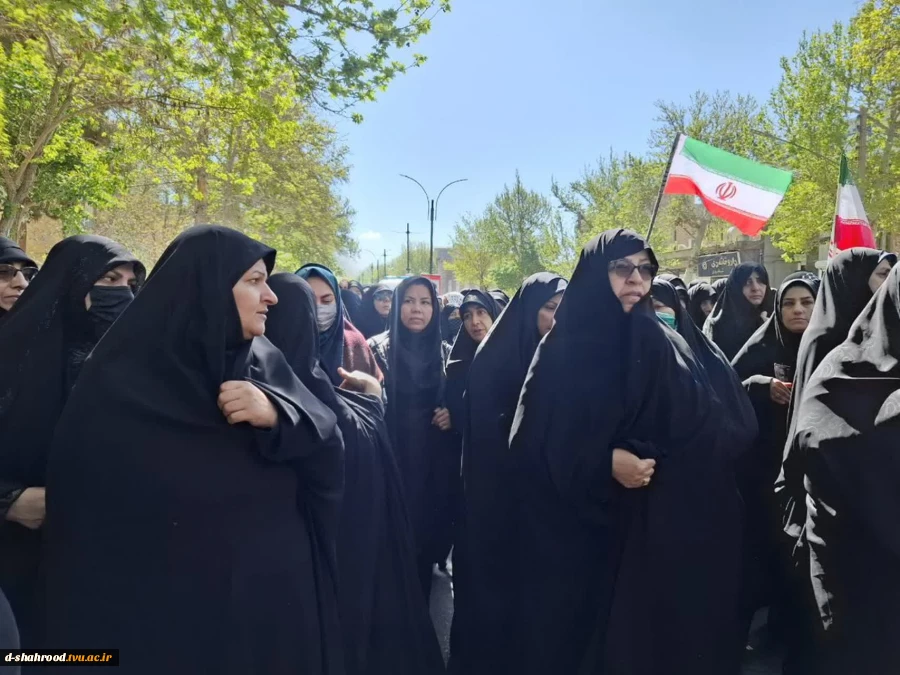 تشییع پیکر شهید سید محمد مهدی عرب 3