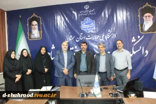 جلسه شورای اداری وتجلیل از همکاران در اغاز سال جدید  2