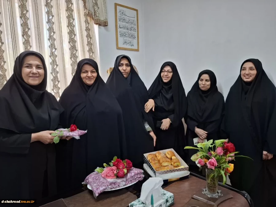 تقدیر از پیشگامان دانش وپژوهش 4