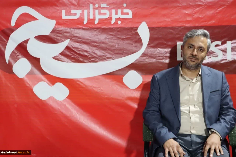 مدیر مرکز رشد دانشگاه ملی مهارت استان سمنان با تشریح فعالیت‌ها و حمایت‌های این مرکز، از فراهم شدن بستر لازم برای پرورش ایده‌های نوآورانه دانشجویان، حمایت‌های مالی بلاعوض و تقویت فضای امیدآفرینی و ارتباط استاد و دانشجو خبر داد.  2