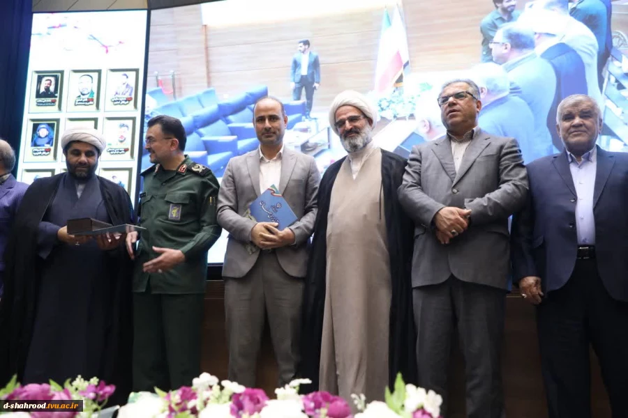 محمد گلپایگانی، مسئول روابط عمومی دانشگاه ملی مهارت استان سمنان، به‌عنوان روابط عمومی برتر استان؛ معرفی شد 2