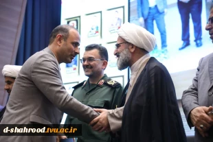 محمد گلپایگانی، مسئول روابط عمومی دانشگاه ملی مهارت استان سمنان، به‌عنوان روابط عمومی برتر استان؛ معرفی شد 3