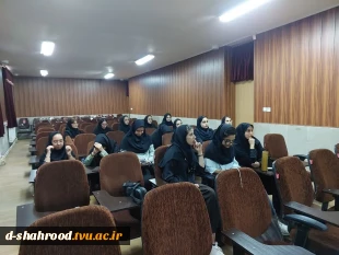 برگزاری جلسات توجیهی پروژه دانشجویان در ترم ۰۵۱ حوزه پژوهش معاونت آموزش و پژوهش آموزشکده دختران شاهرود با هدف آشنایی دانشجویان با فرآیند انجام پروژه، ضوابط و مراحل مربوط به انتخاب، اجرا، ارائه و دفاع از پروژه، جلسات توجیهی پروژه ترم ۰۵۱ را برای سه گروه آم